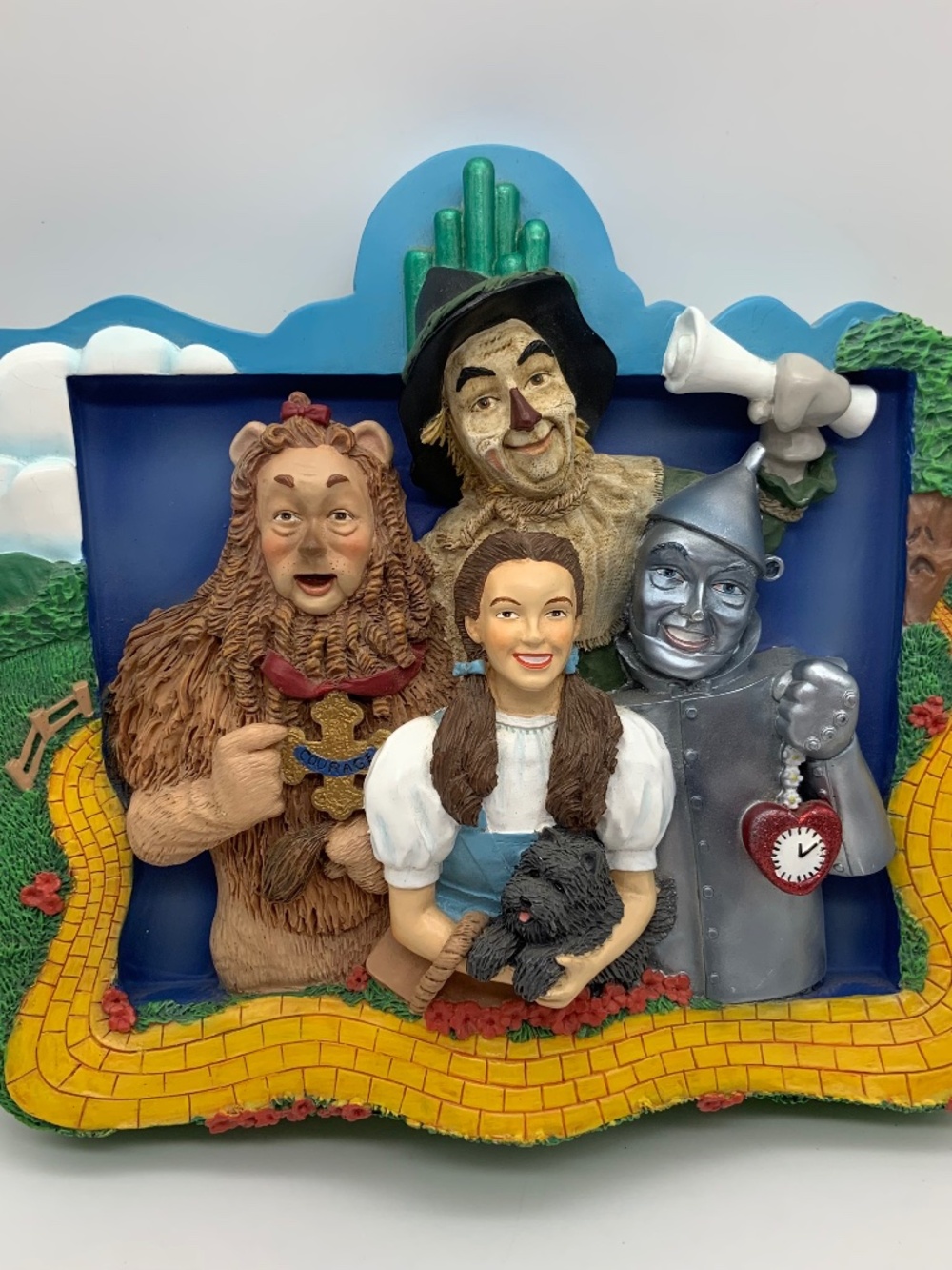 VTG Wizard of Oz Masterpiece Series 'Where Dreams Come True" 3D Ceramic Plaque